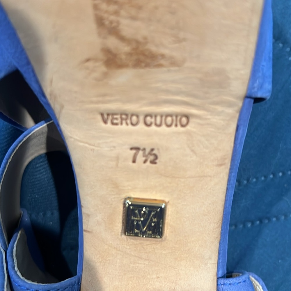 Pour La Victoire Platform Strappy Suede Leather Sandals - Picture 10 of 10